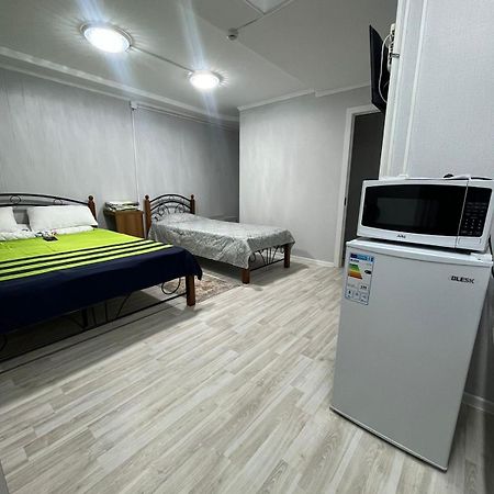 Ахметова 4 Apartment Krasnoye Pole Exterior photo